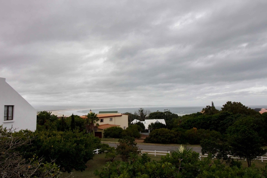 3 Bedroom Property for Sale in Wavecrest Eastern Cape